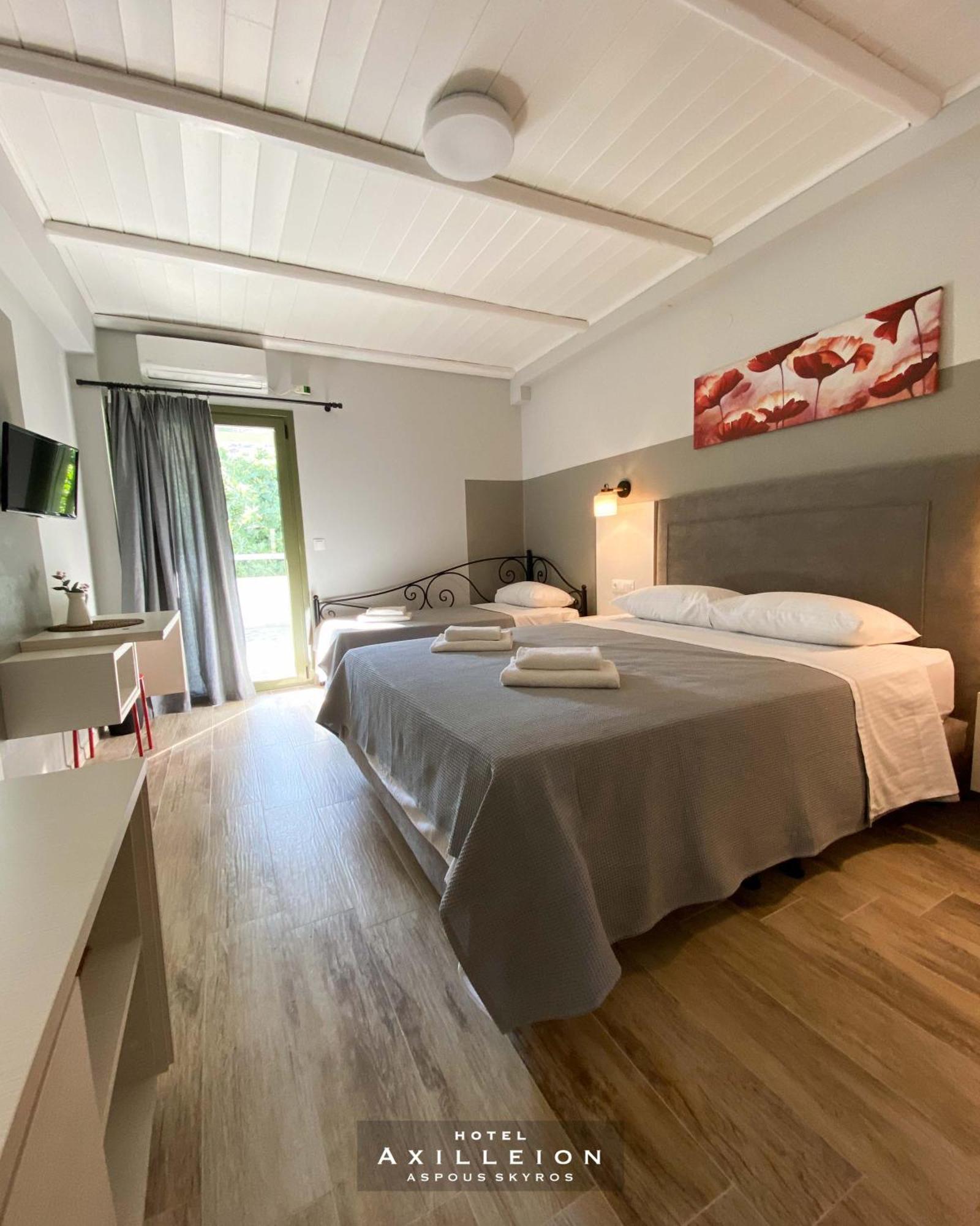 Achilleion Hotel Skyros Exterior photo